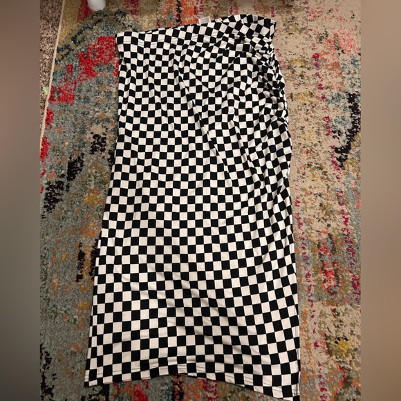 SHEIN Dresses & Skirts - SHEIN Black and White Checkered Maxi Skirt